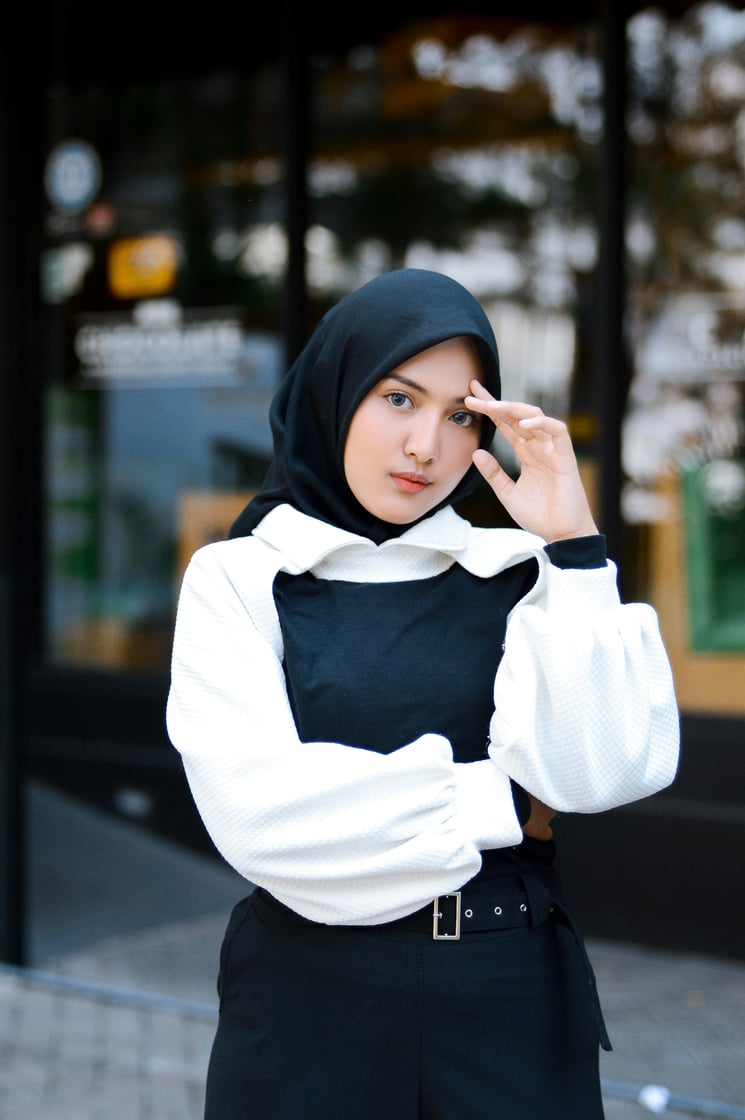 Smart Casual Outfit - Black & White